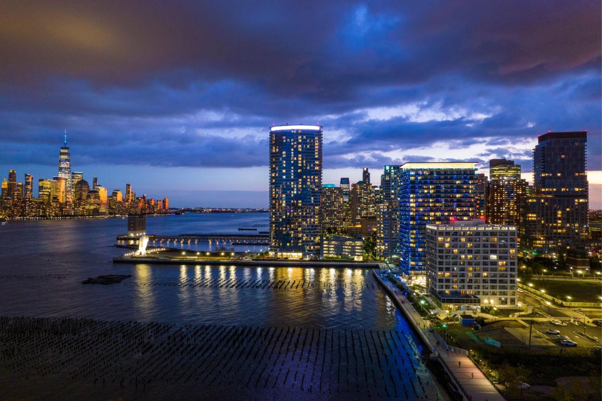 The Westin Jersey City Newport Exterior foto